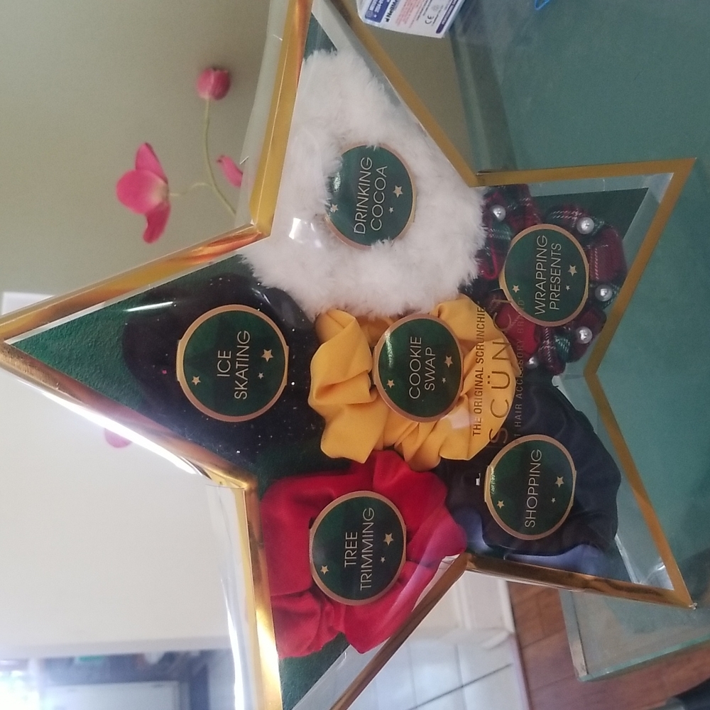 Scrunci Holiday set